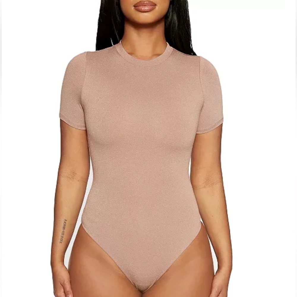 NWT’S NAKED SHORT SLEEVE WARDROBE DOUBLE LINED BODYSUIT!